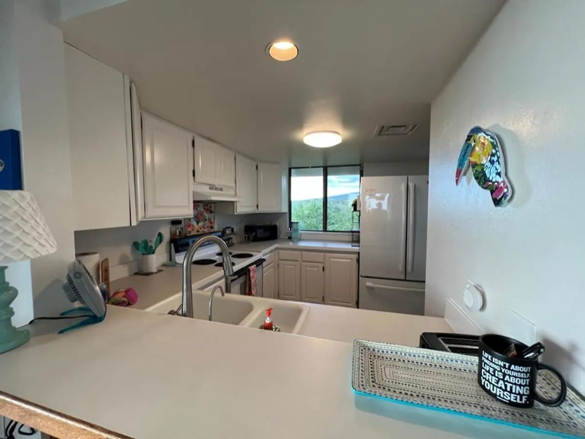 Kona Magic Ali'I - Top Floor Views, Pool, Beach, Sunsets Kailua-Kona 0*,  United States