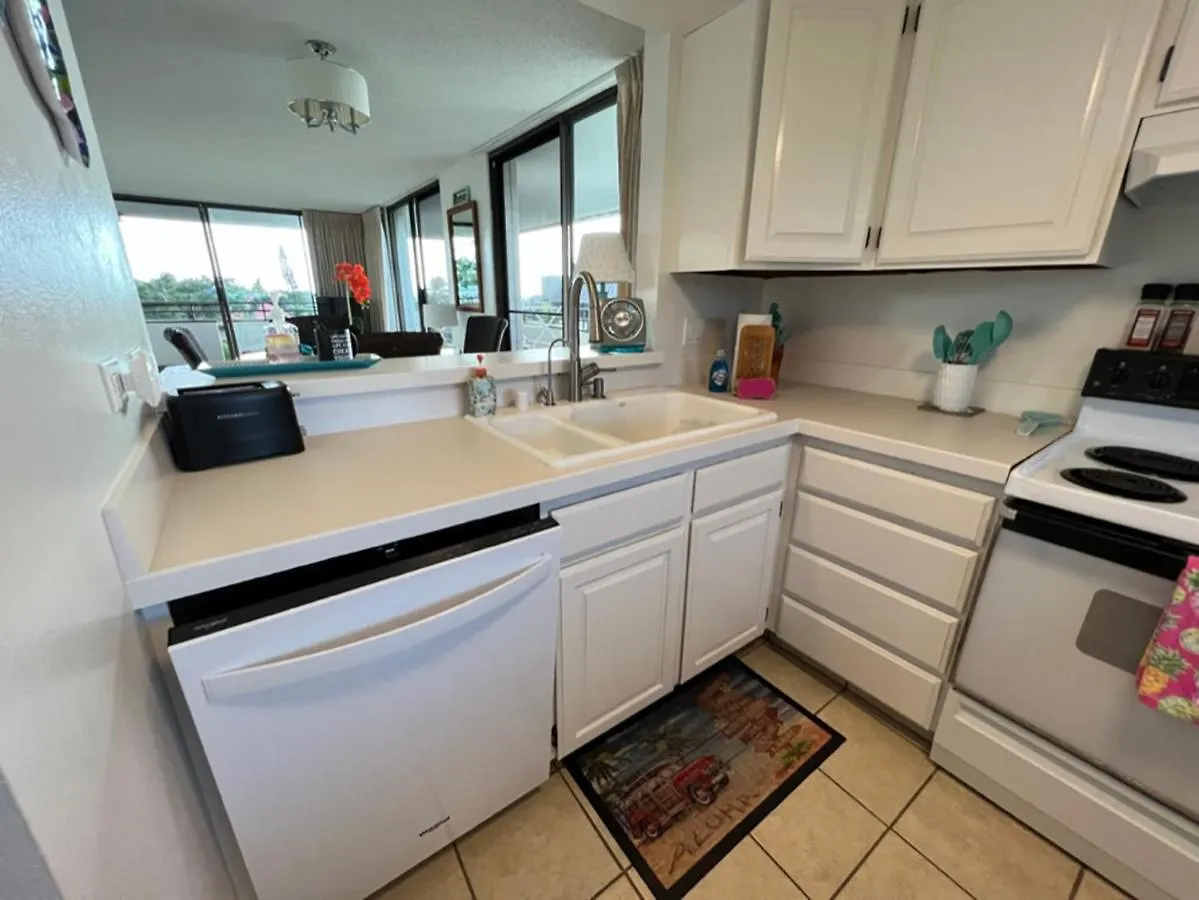 Kona Magic Ali'I - Top Floor Views, Pool, Beach, Sunsets Kailua-Kona Homestay